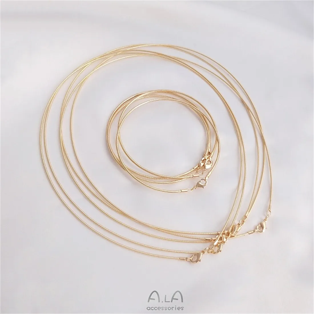14K Gold-Color Memory Rebound  – Memory Wire Bracelet Bewertung und Preis